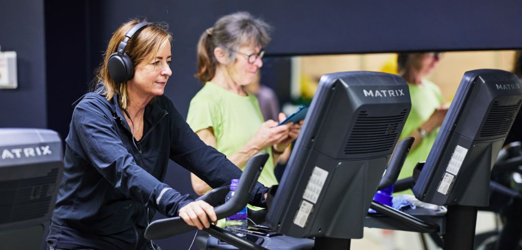 two women working out at bluecoat sports