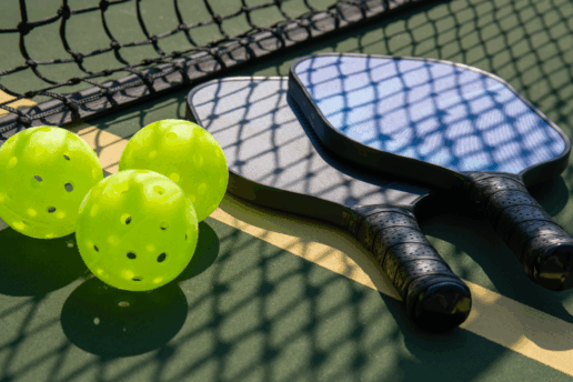pickeball court, ball and racket