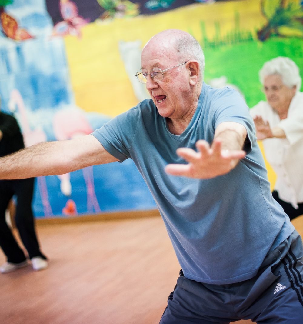 elderly man in a falls prevention class
