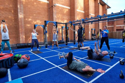 outdoor gym class in bluecoat sports fitness yard